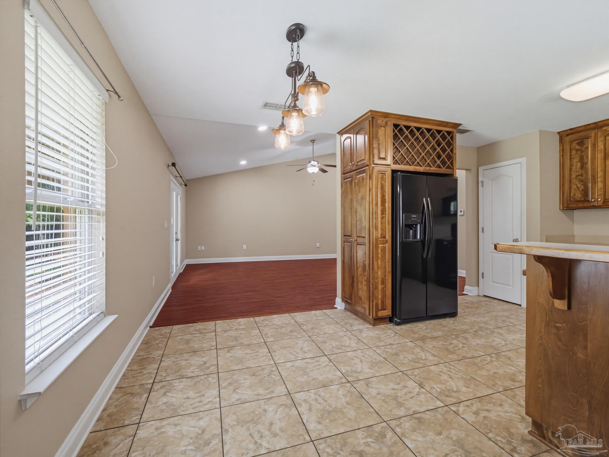 5567 Jones Street Milton, FL 32570 - Photo 14 of 48