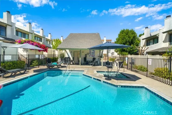 $649,900 | 5249 Colodny Drive, Unit 8, Agoura Hills, CA 91301