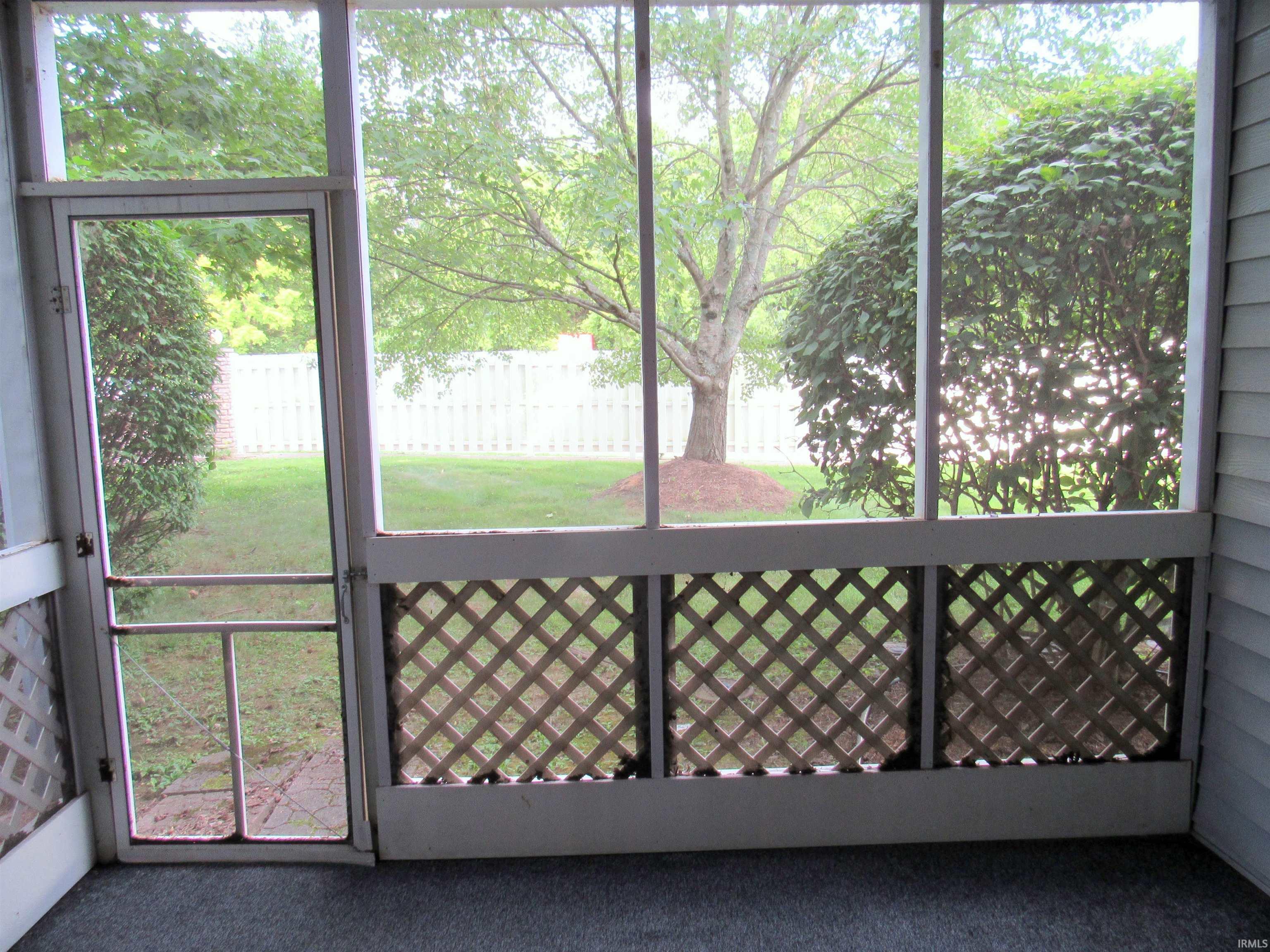1362 South College Mall Road, Unit I1 Bloomington, IN 47401 - Photo 16 of 18