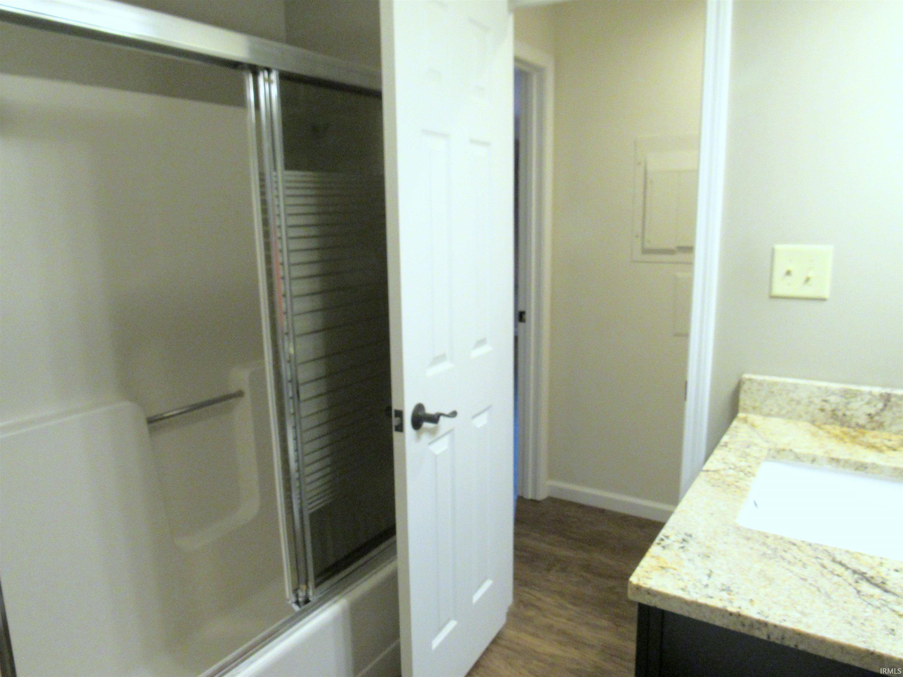 1362 South College Mall Road, Unit I1 Bloomington, IN 47401 - Photo 9 of 18