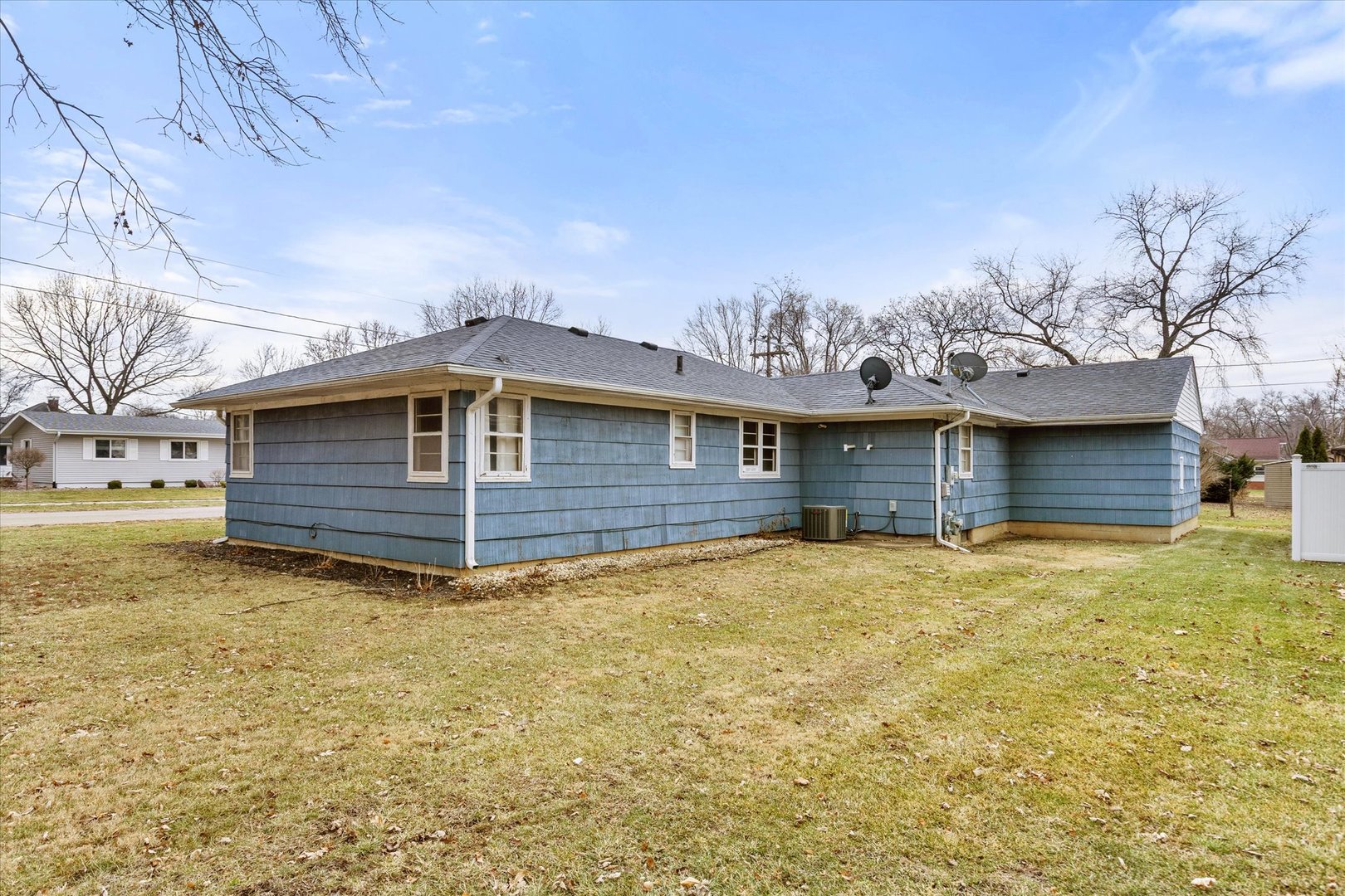 404 Lewis Street Marseilles, IL 61341 - Photo 7 of 33