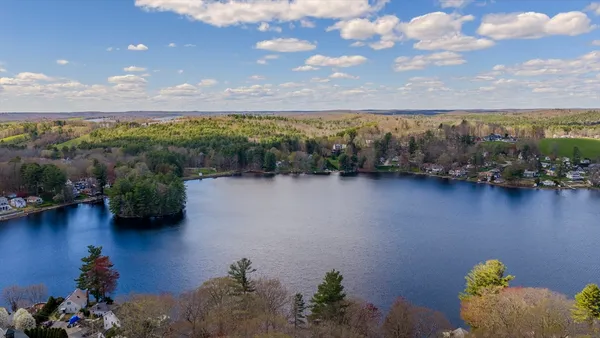 $839,900 | 132 Paxton Road, Spencer, MA 01562