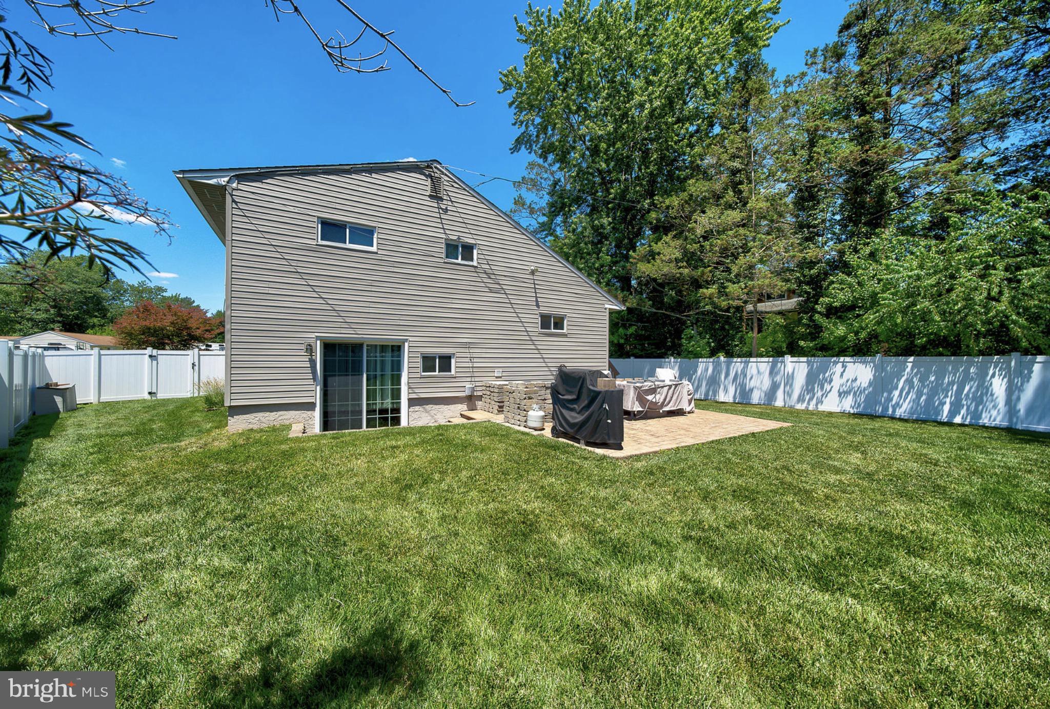 229 Greene Road Warminster, PA 18974 - Photo 8 of 30