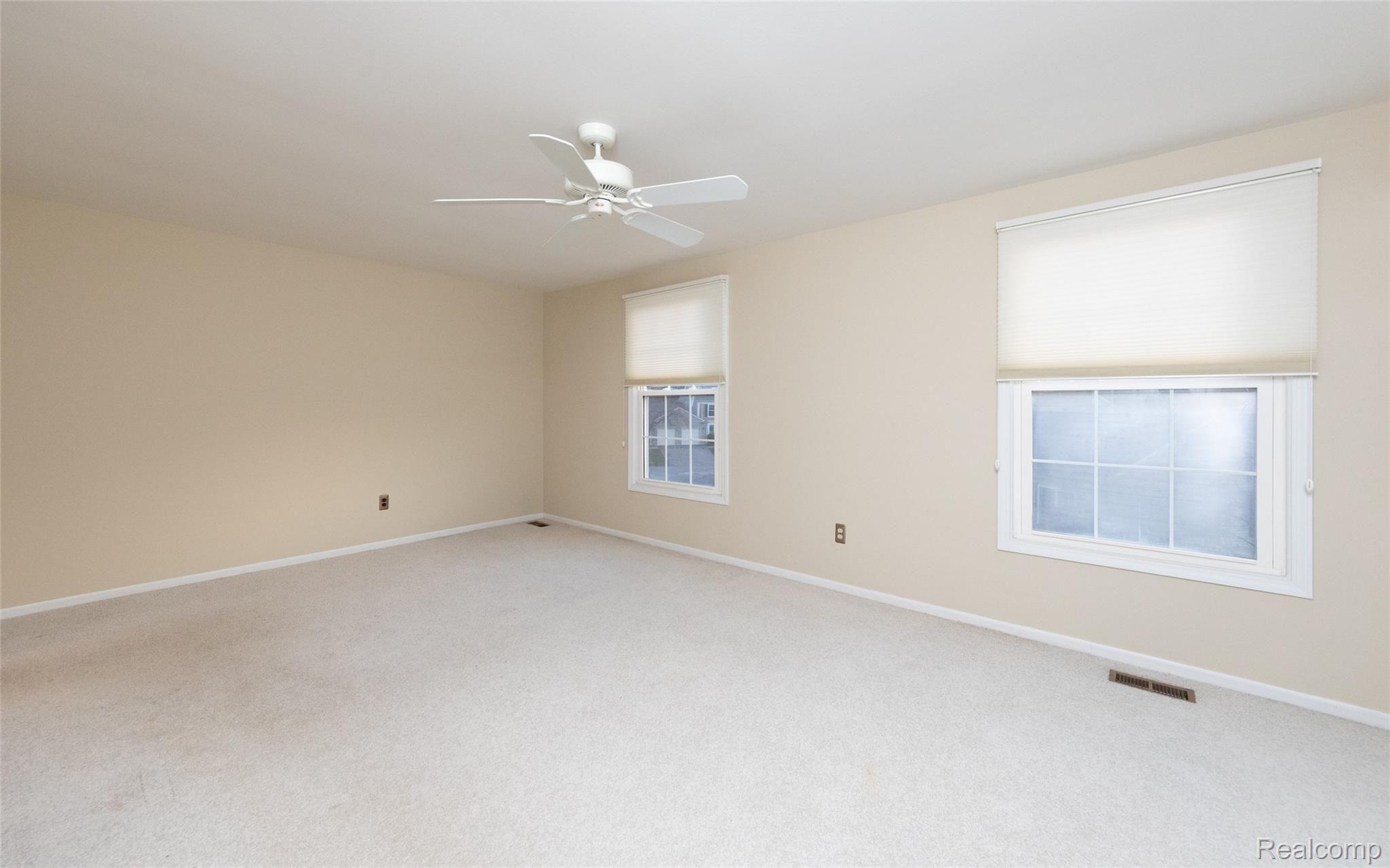 1546 Hidden Valley Lane Rochester, MI 48306 - Photo 18 of 26 780A1217.jpg
