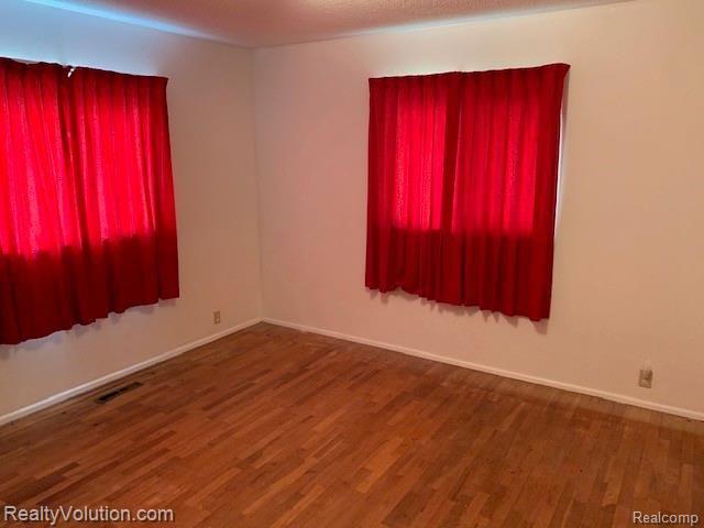 11207 East Richfield Road Davison, MI 48423 - Photo 13 of 22 IMG_8955.jpg