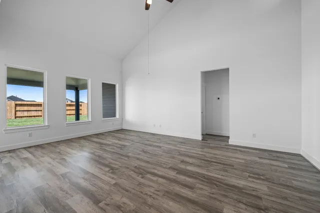 $359,990 | 305 Gambels Quail Road, Hempstead, TX 77445