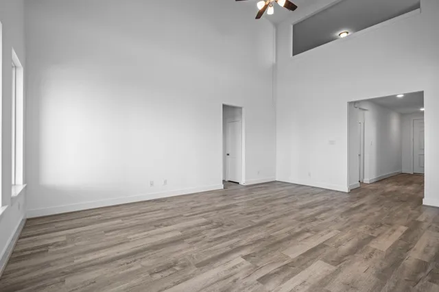 $359,990 | 305 Gambels Quail Road, Hempstead, TX 77445