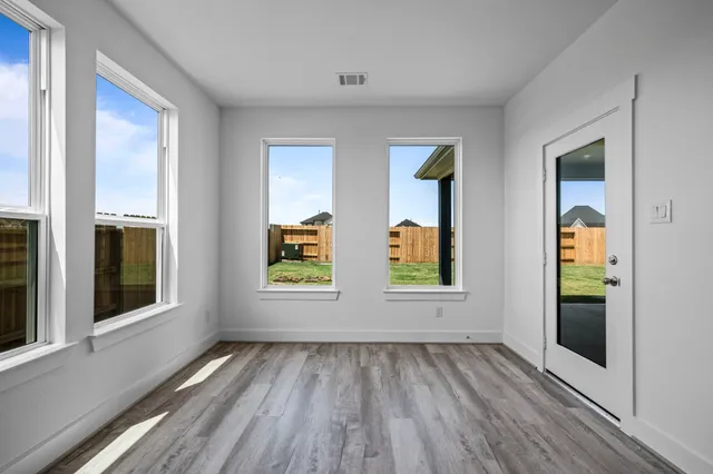 $359,990 | 305 Gambels Quail Road, Hempstead, TX 77445