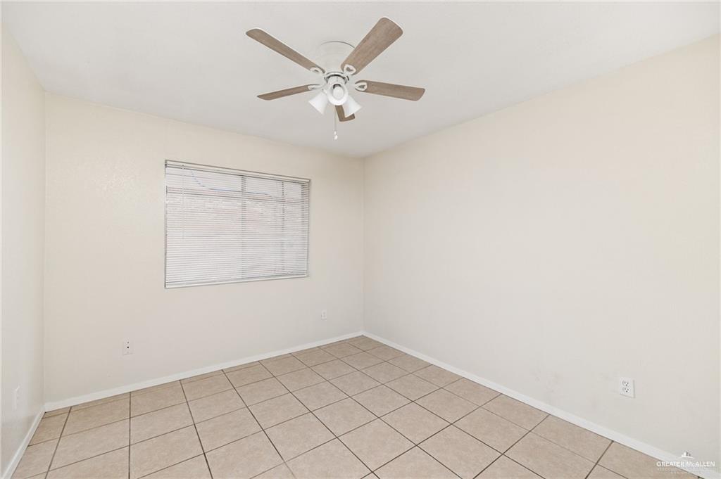 1601 Robin Avenue McAllen, TX 78504 - Photo 11 of 12