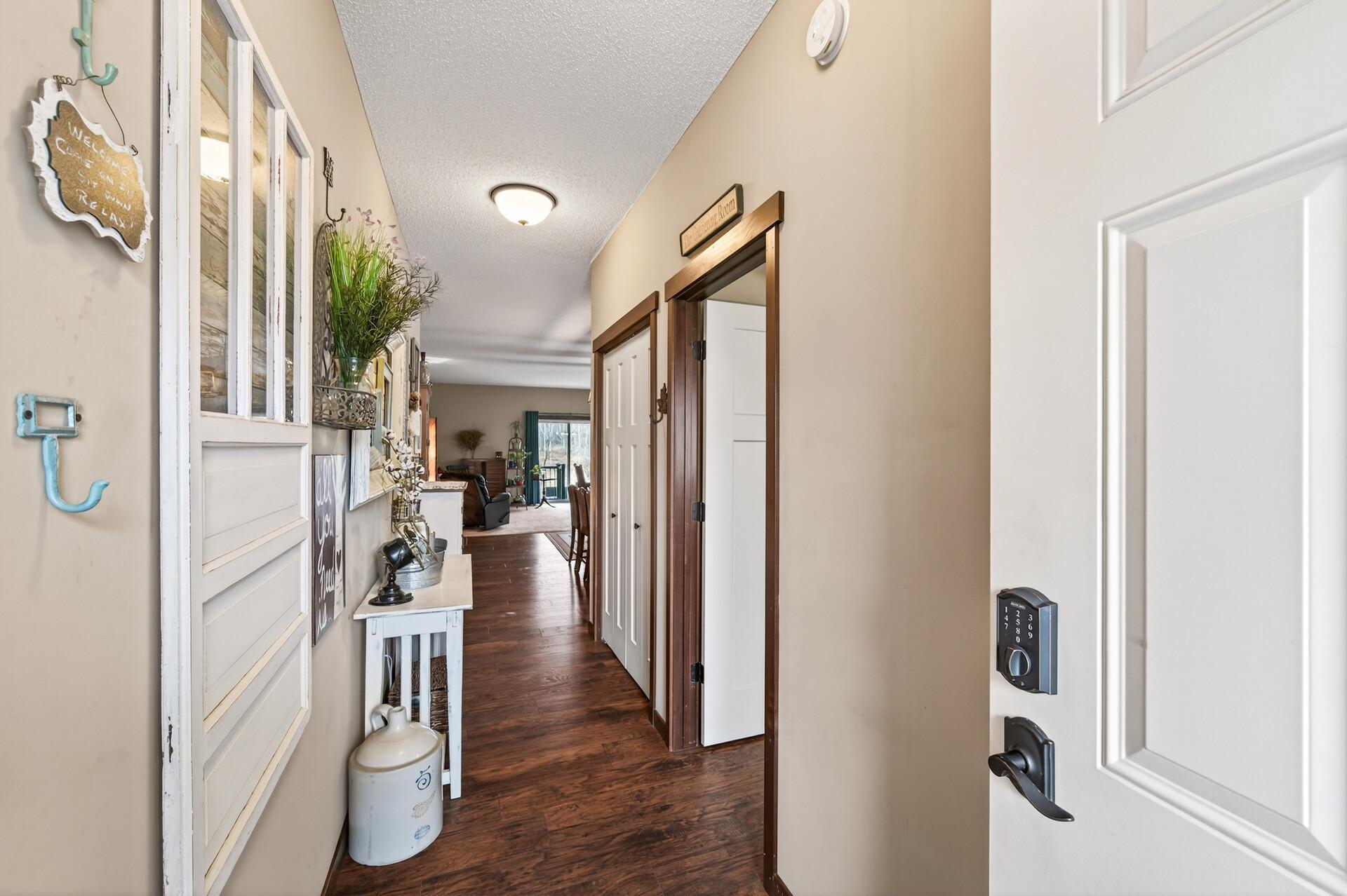 9749 Norway Street Northwest Coon Rapids, MN 55433 - Photo 3 of 29