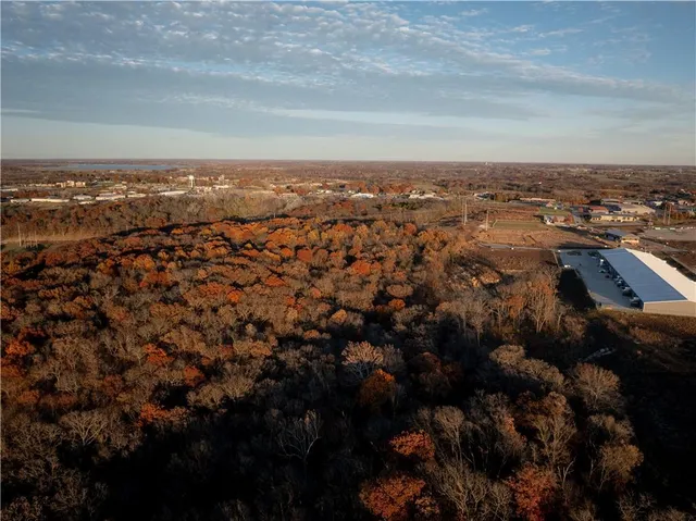 $4,950,000 | 0 North 169th Highway, Smithville, MO 64089