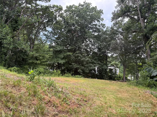 $339,000 | 53 Logan Circle, Asheville, NC 28806