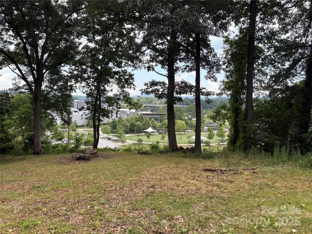 $339,000 | 53 Logan Circle, Asheville, NC 28806