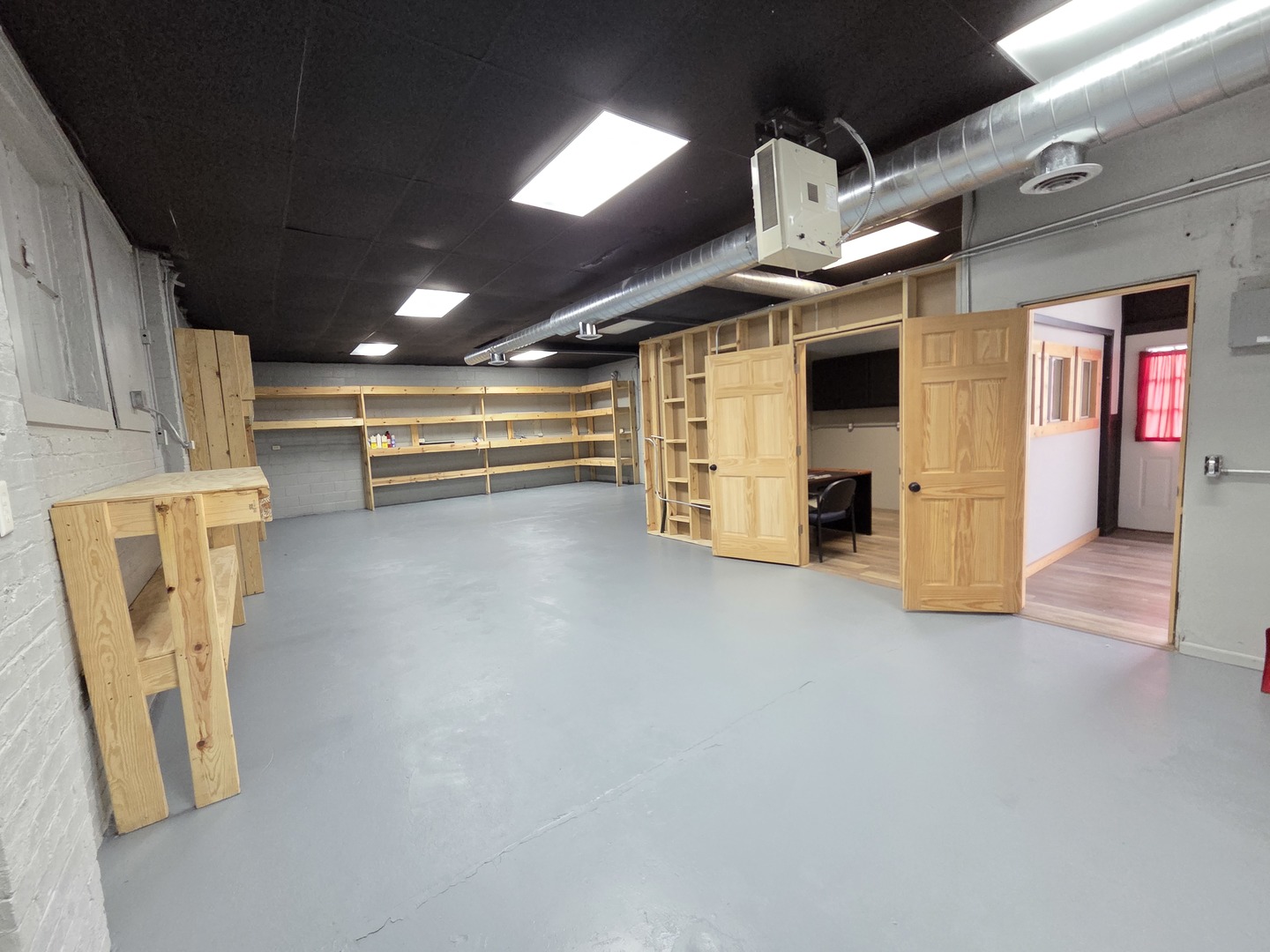 519 Lincoln Avenue Rochelle, IL 61068 - Photo 10 of 20 a view of a storage & utility room