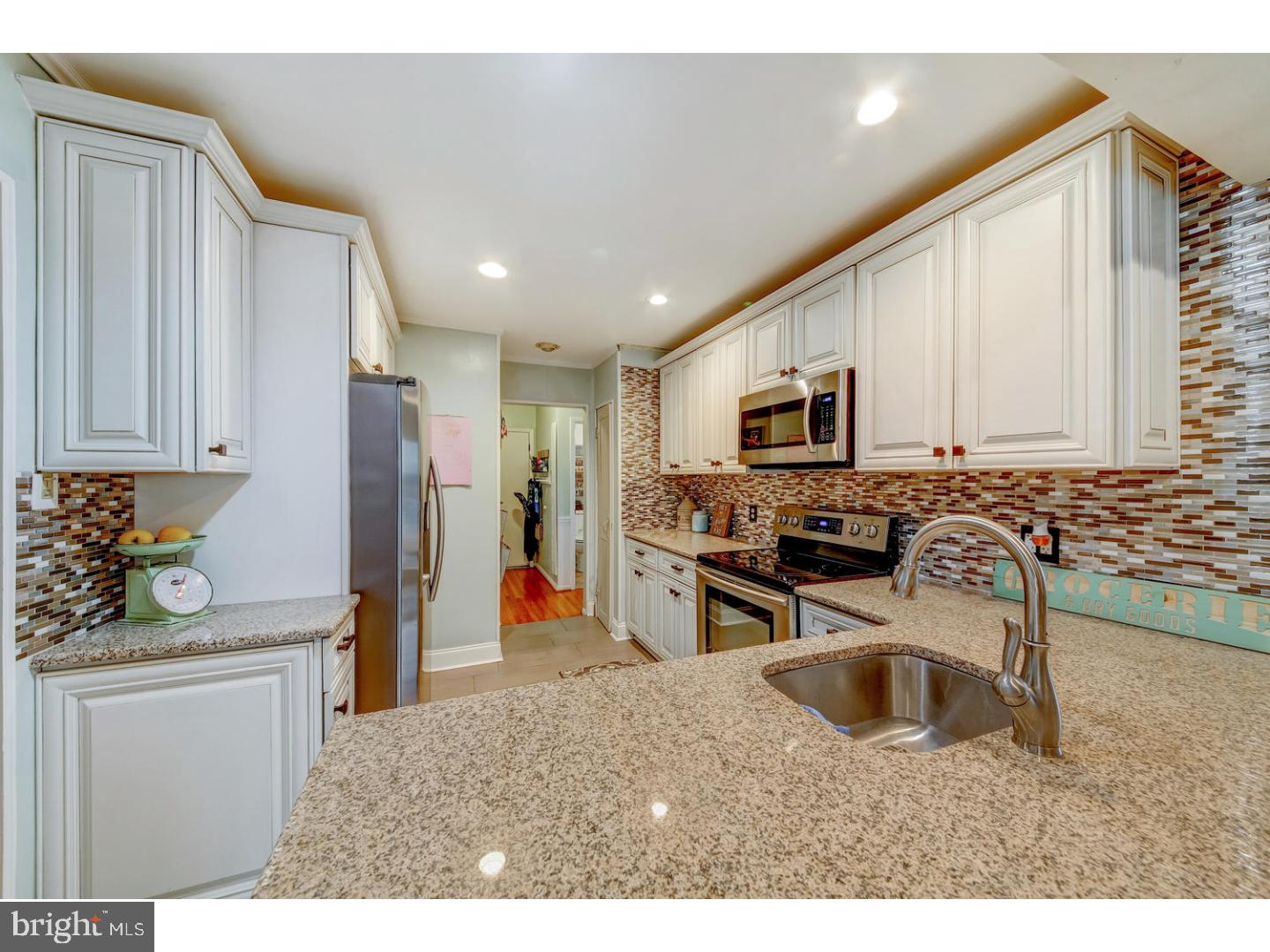 109 Haines Road Mount Laurel, NJ 08054 - Photo 6 of 25 Kitchen