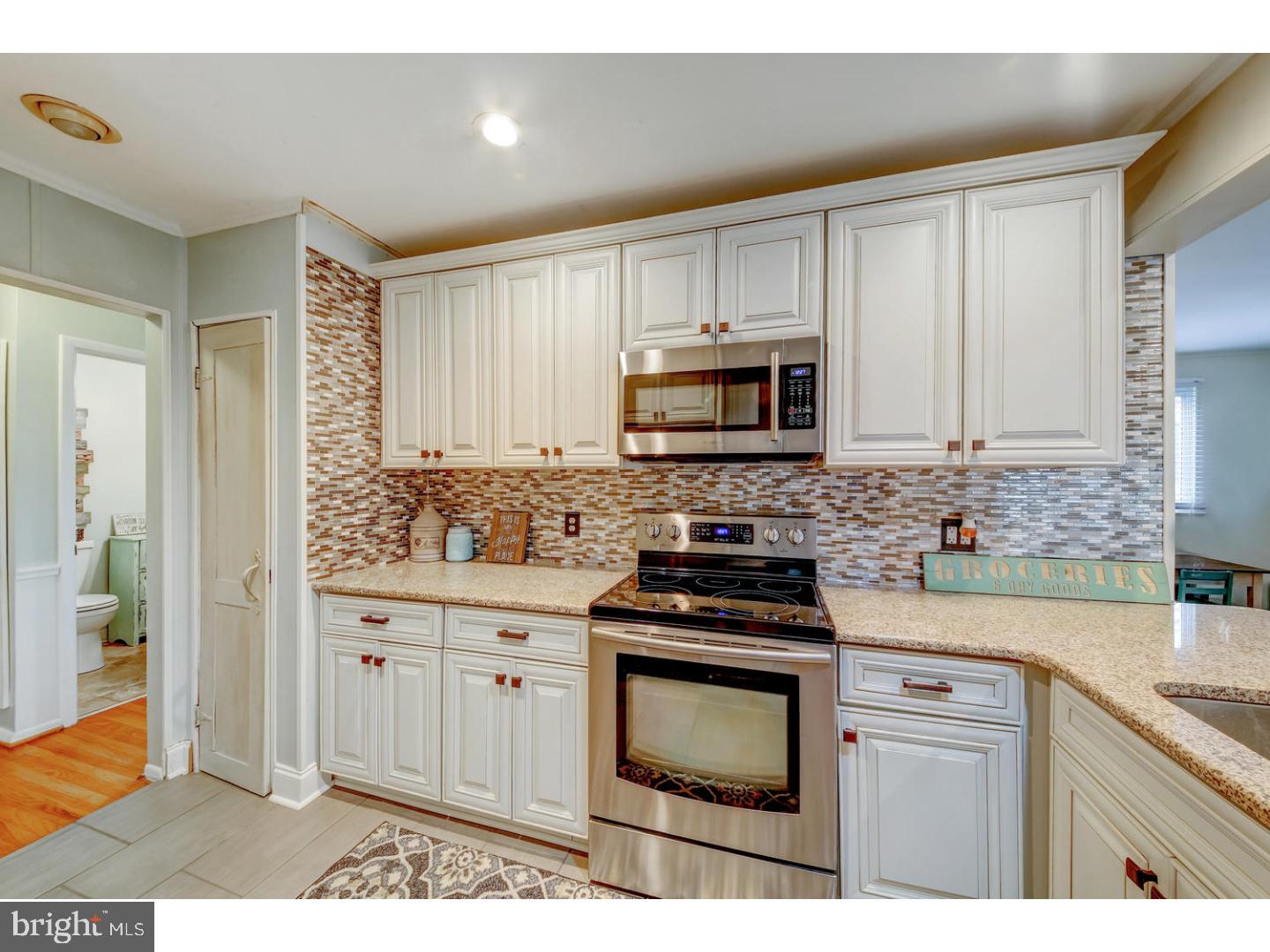 109 Haines Road Mount Laurel, NJ 08054 - Photo 7 of 25 Kitchen