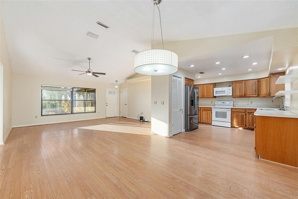 10217 Southwest 74th Terrace Ocala, FL 34476 - Photo 15 of 47