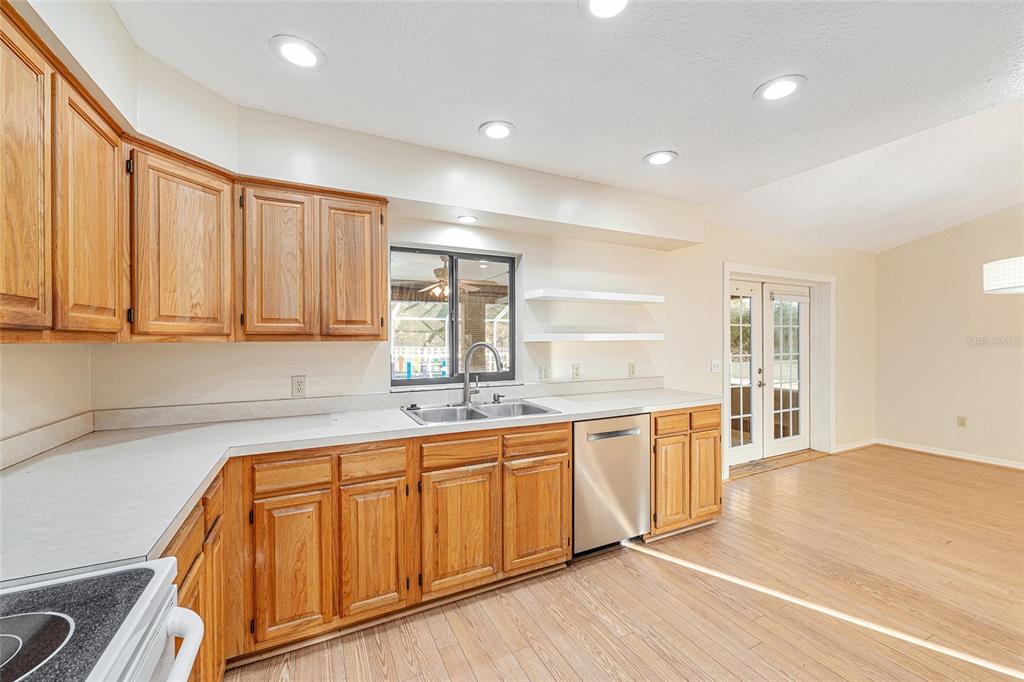 10217 Southwest 74th Terrace Ocala, FL 34476 - Photo 20 of 47