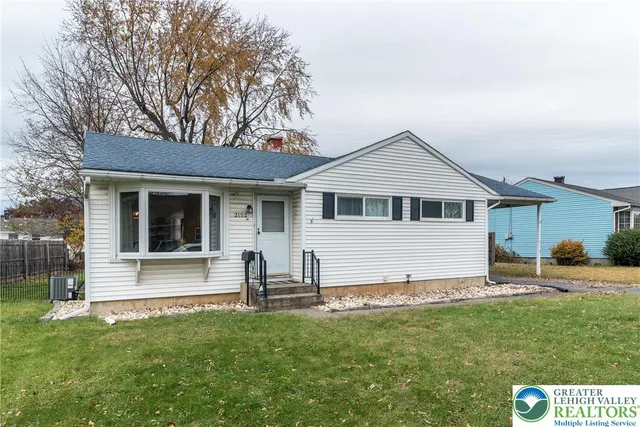 $290,000 | 2152 Blossom Lane, Bethlehem, PA 18018