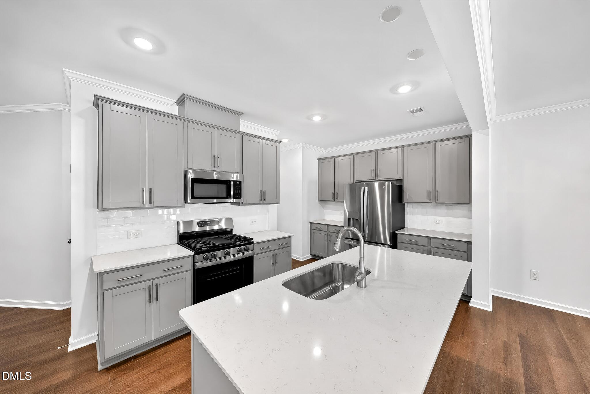 128 Tree Moss Court Rolesville, NC 27571 - Photo 3 of 30 SUN_ParkerRidge_Pic_Coleman-1