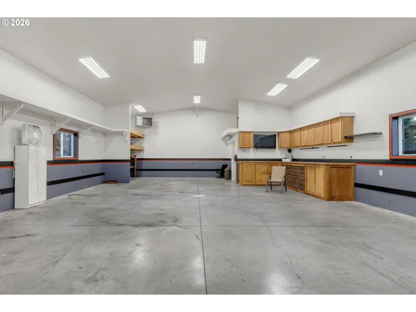$349,900 | 148 Southeast Houck Avenue, Roseburg, OR 97470