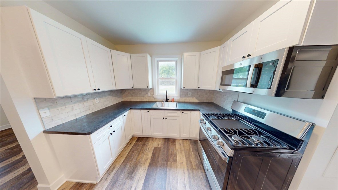 248 Anderson Avenue Rochester, NY 14607 - Photo 2 of 18