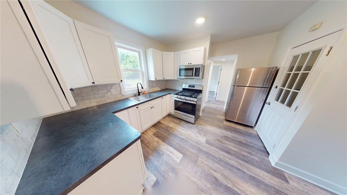 248 Anderson Avenue Rochester, NY 14607 - Photo 5 of 18