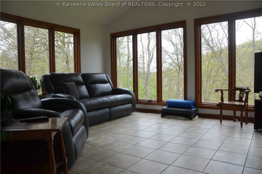 2 Vail Drive Ripley, WV 25271 - Photo 12 of 20 Gallery Image 12