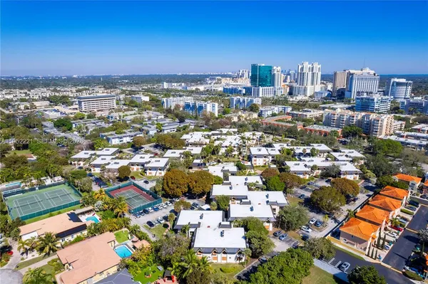 $245,000 | 9490 Southwest 77th Avenue, Unit N1, Miami, FL 33156