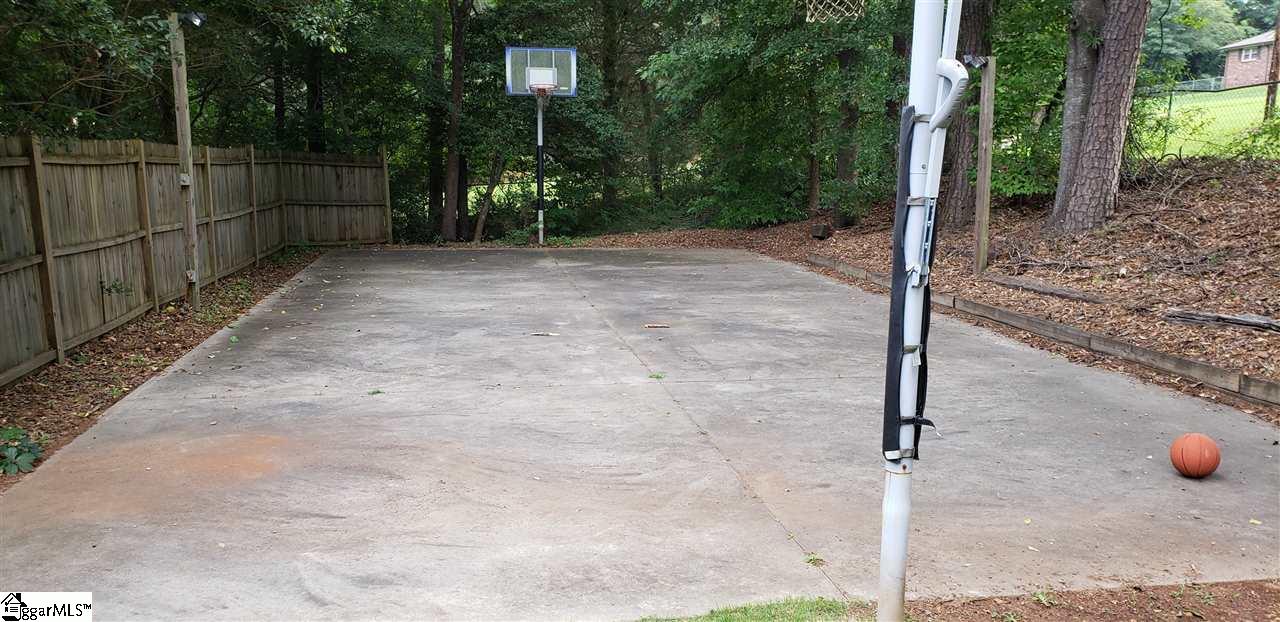 305 Riverside Drive Piedmont, SC 29673 - Photo 6 of 31 Gallery Image 6