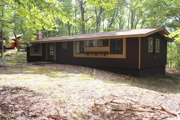 108 Ridgeway Drive Hawley, PA 18428 - Photo 2 of 16