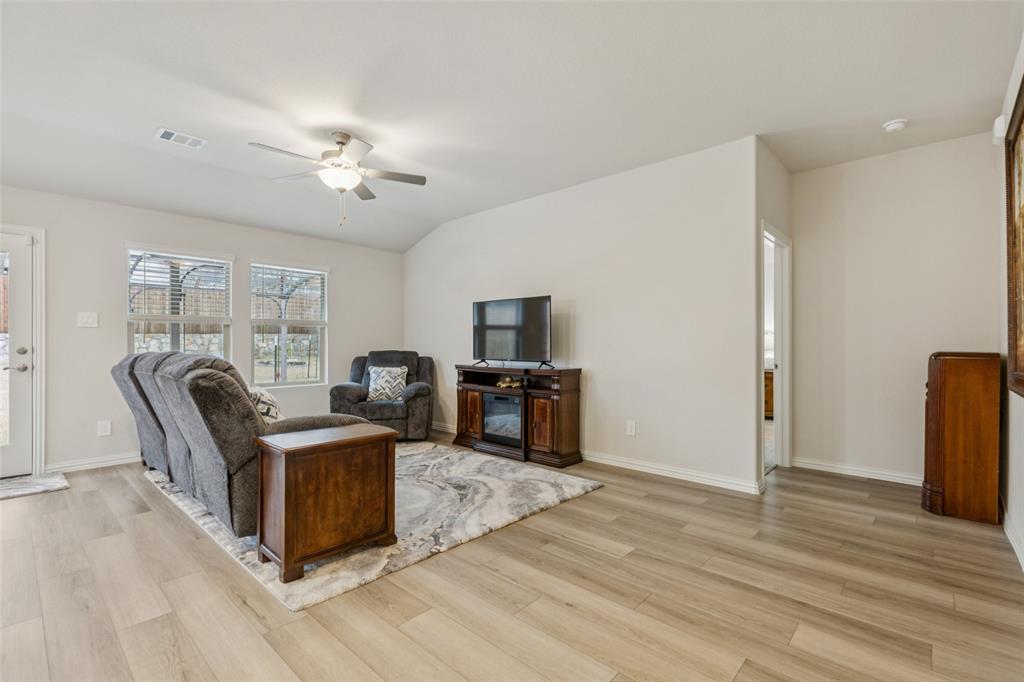522 Castle Road Sherman, TX 75092 - Photo 24 of 37