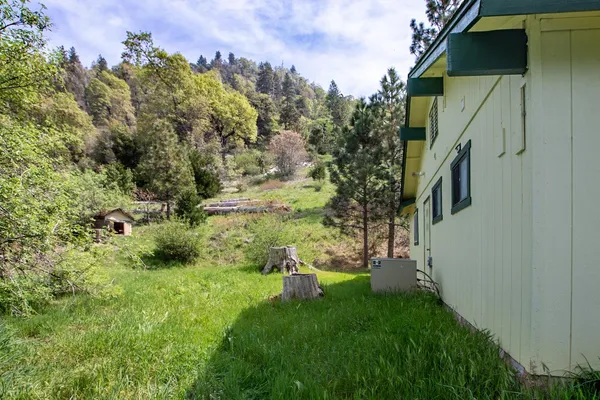 $495,000 | 52865 Highway 245, Miramonte, CA 93641