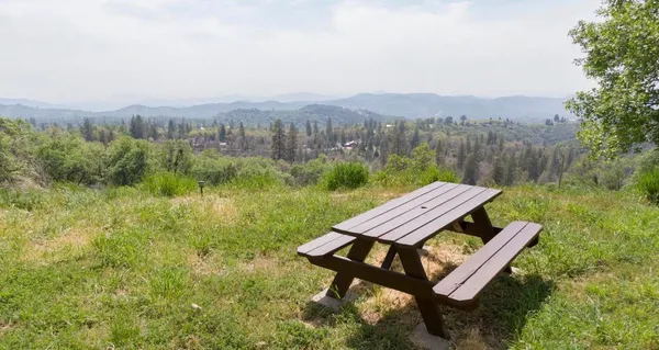 $495,000 | 52865 Highway 245, Miramonte, CA 93641