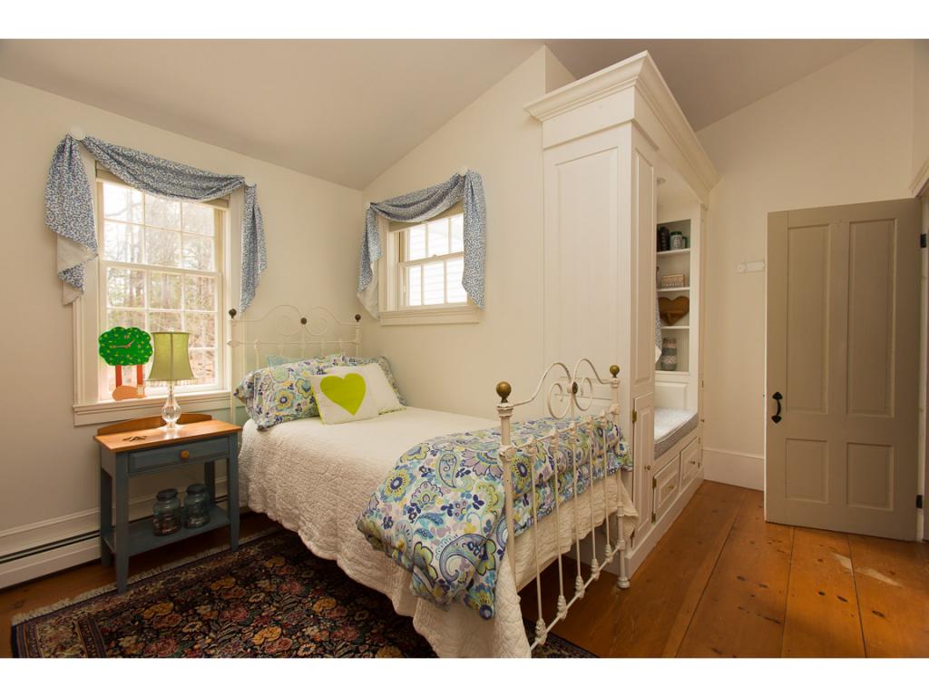 62 Van Dyke Road Hollis, NH 03049 - Photo 22 of 36