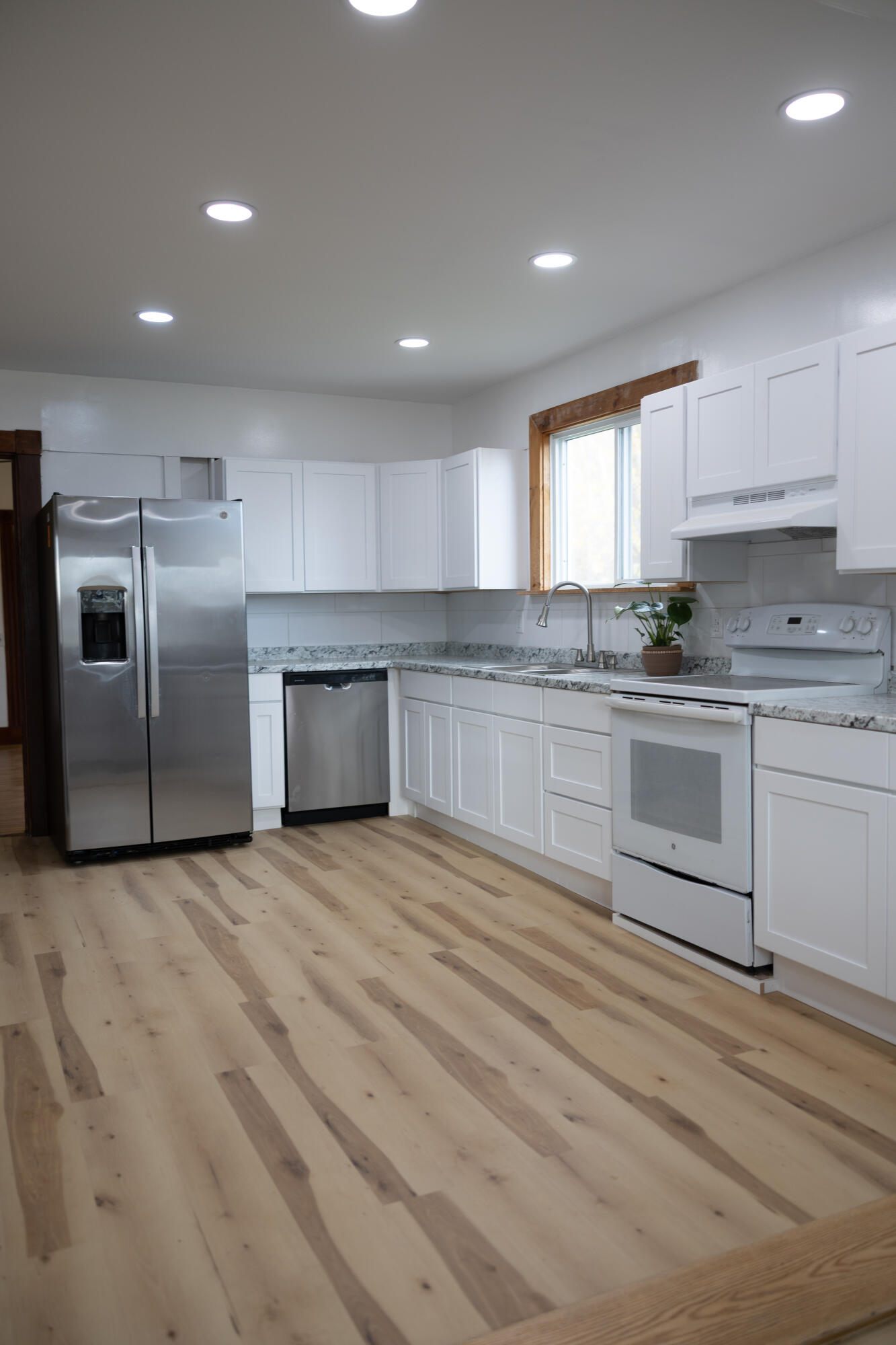 1069 Main Road Milford, ME 04461 - Photo 13 of 34 6Y2A9441