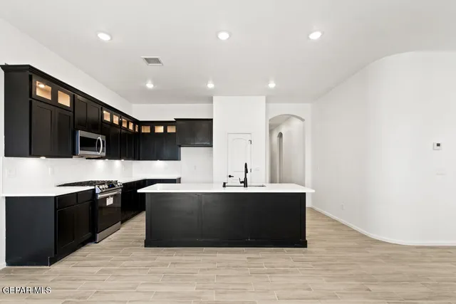 $339,950 | 1819 Schyler Love Lane, El Paso, TX 79928