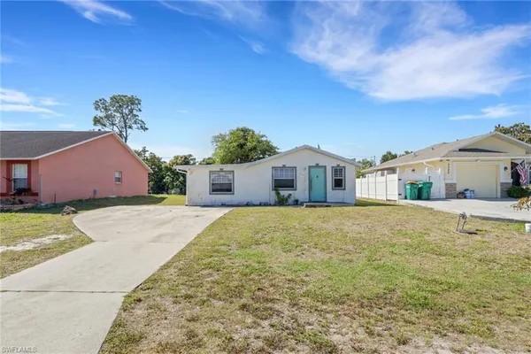 $350,000 | 5326 Dixie Drive, Naples, FL 34113