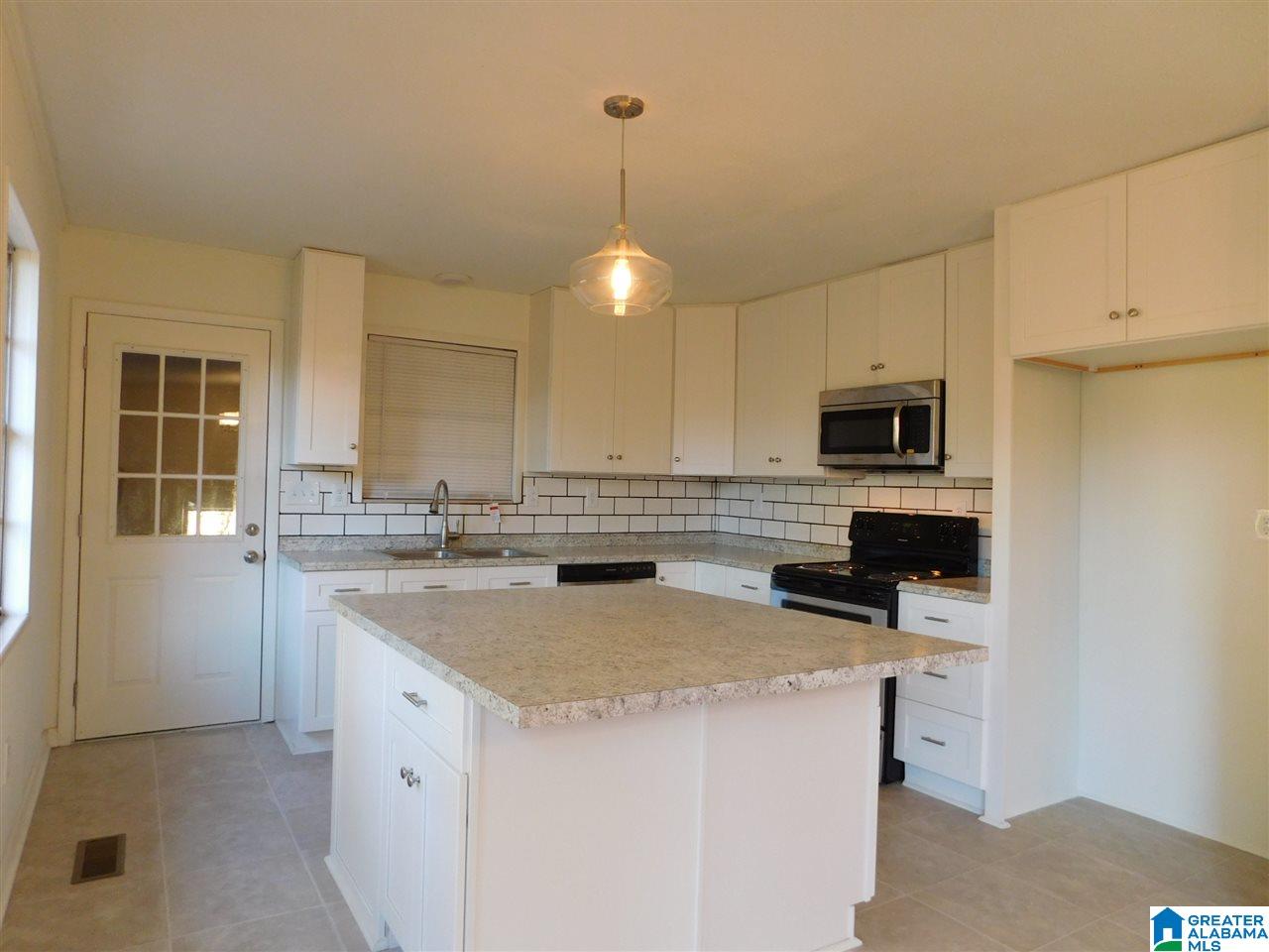 1119 Head Road Fultondale, AL 35068 - Photo 6 of 42