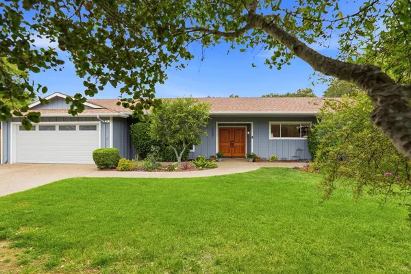 $799,000 | 15081 Green Oak Place, Salinas, CA 93907