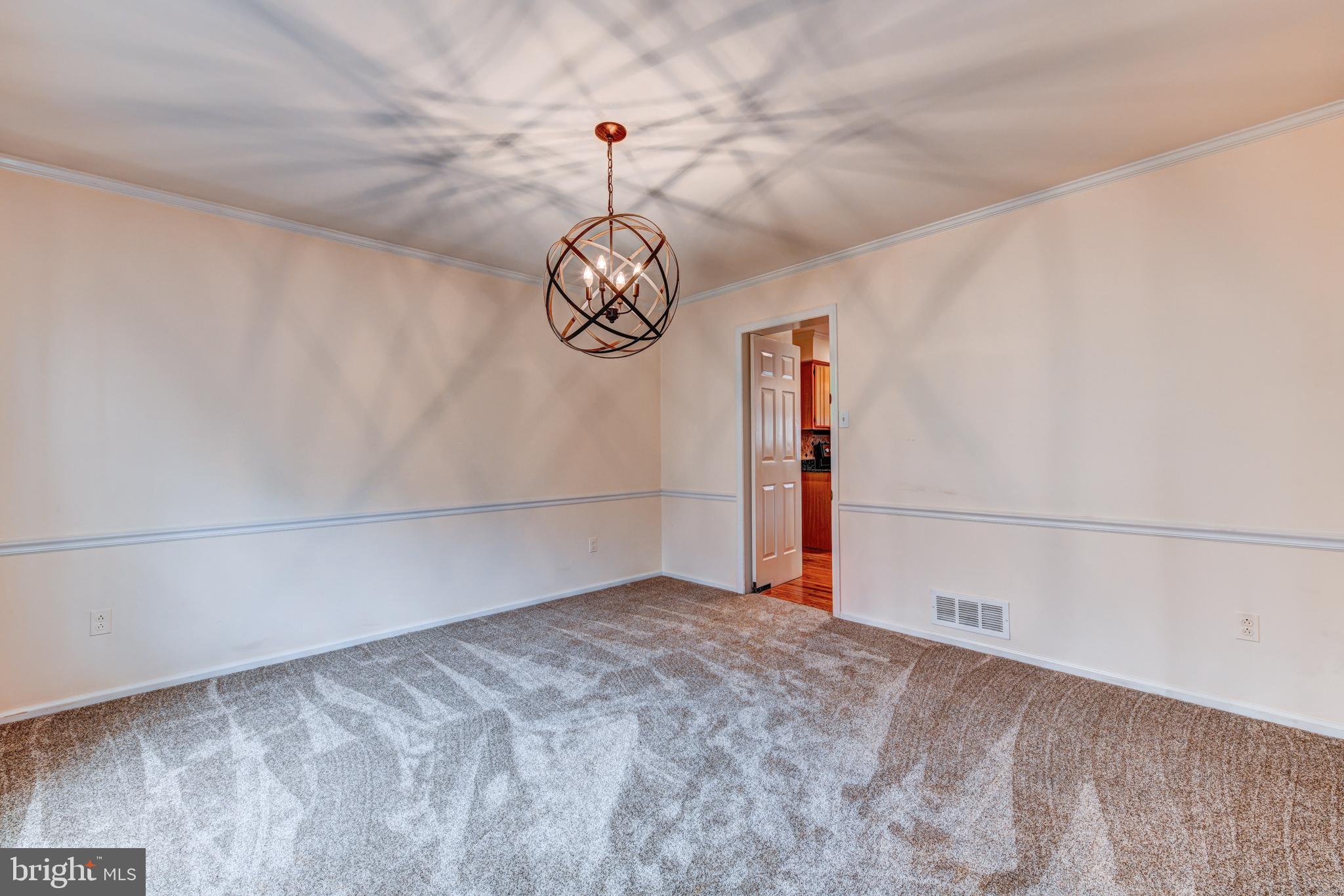 383 Ramsey Road Yardley, PA 19067 - Photo 4 of 36