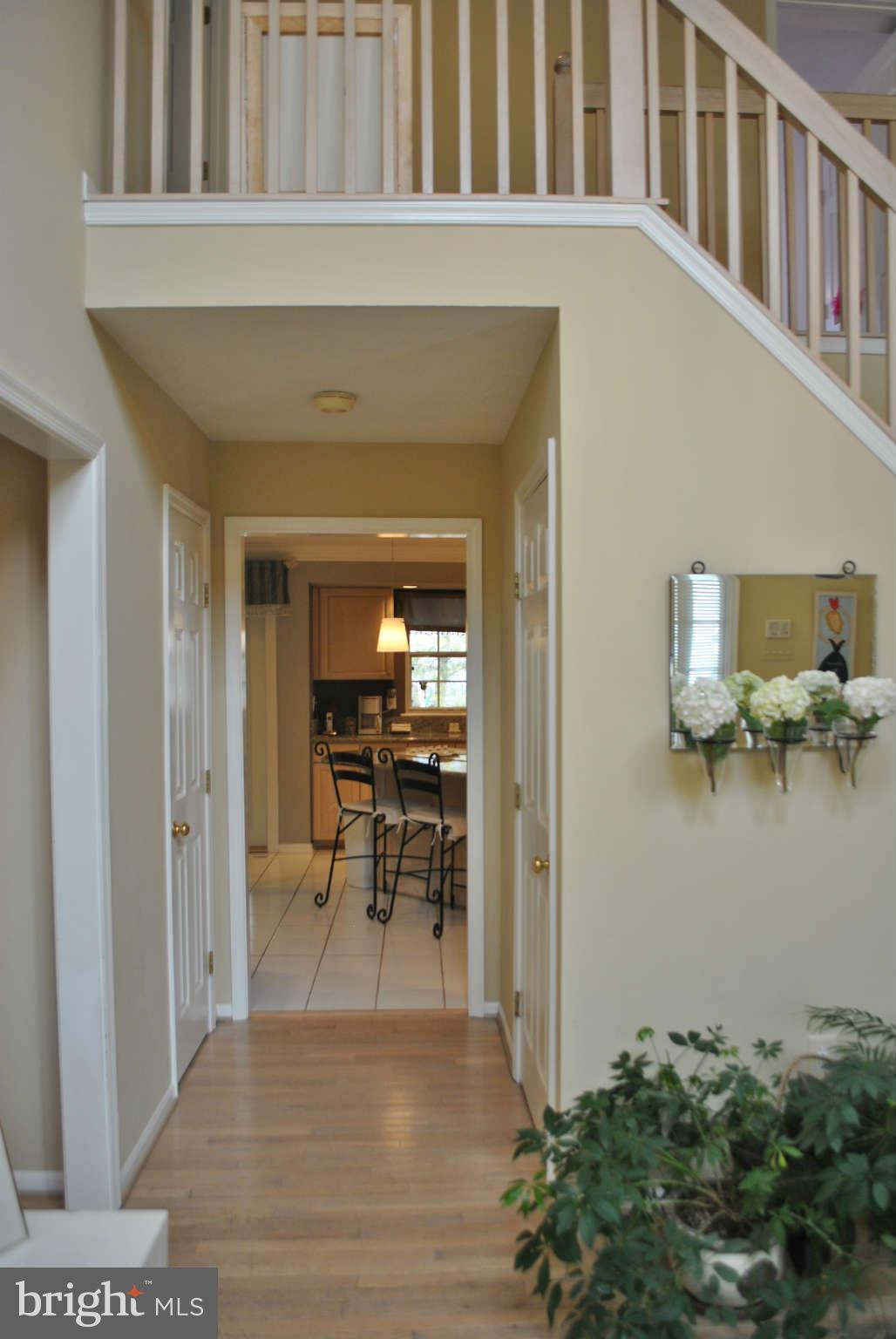 7520 Stream Crossing Road Baltimore, MD 21209 - Photo 2 of 30 Interior (General)