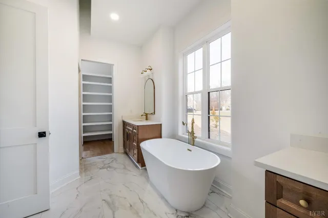 $1,200,000 | 1343 Smartview Lane, Forest, VA 24551