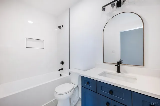 $1,200,000 | 1343 Smartview Lane, Forest, VA 24551