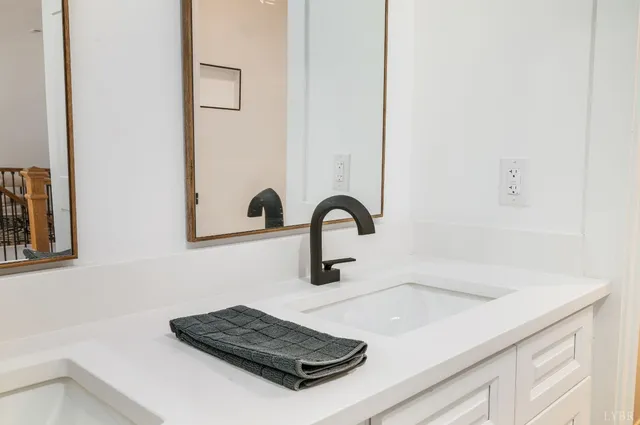 $1,200,000 | 1343 Smartview Lane, Forest, VA 24551