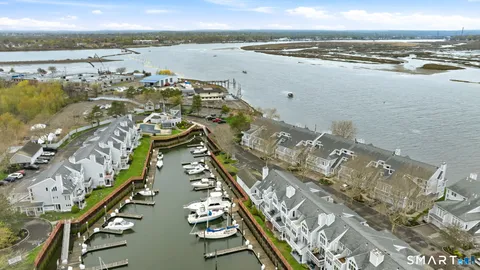 $3,950 | 216 Breakers Lane, Unit 216, Stratford, CT 06615