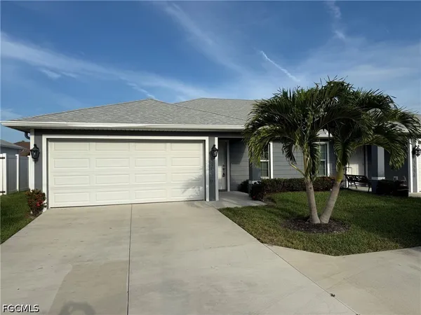 $1,925 | 3536 Southwest 17th Avenue, Cape Coral, FL 33914