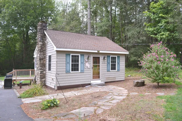 $261,000 | 115 Laurel Way, Winchester, CT 06098