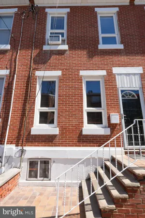 $2,500 | 217 Moore Street, Philadelphia, PA 19148