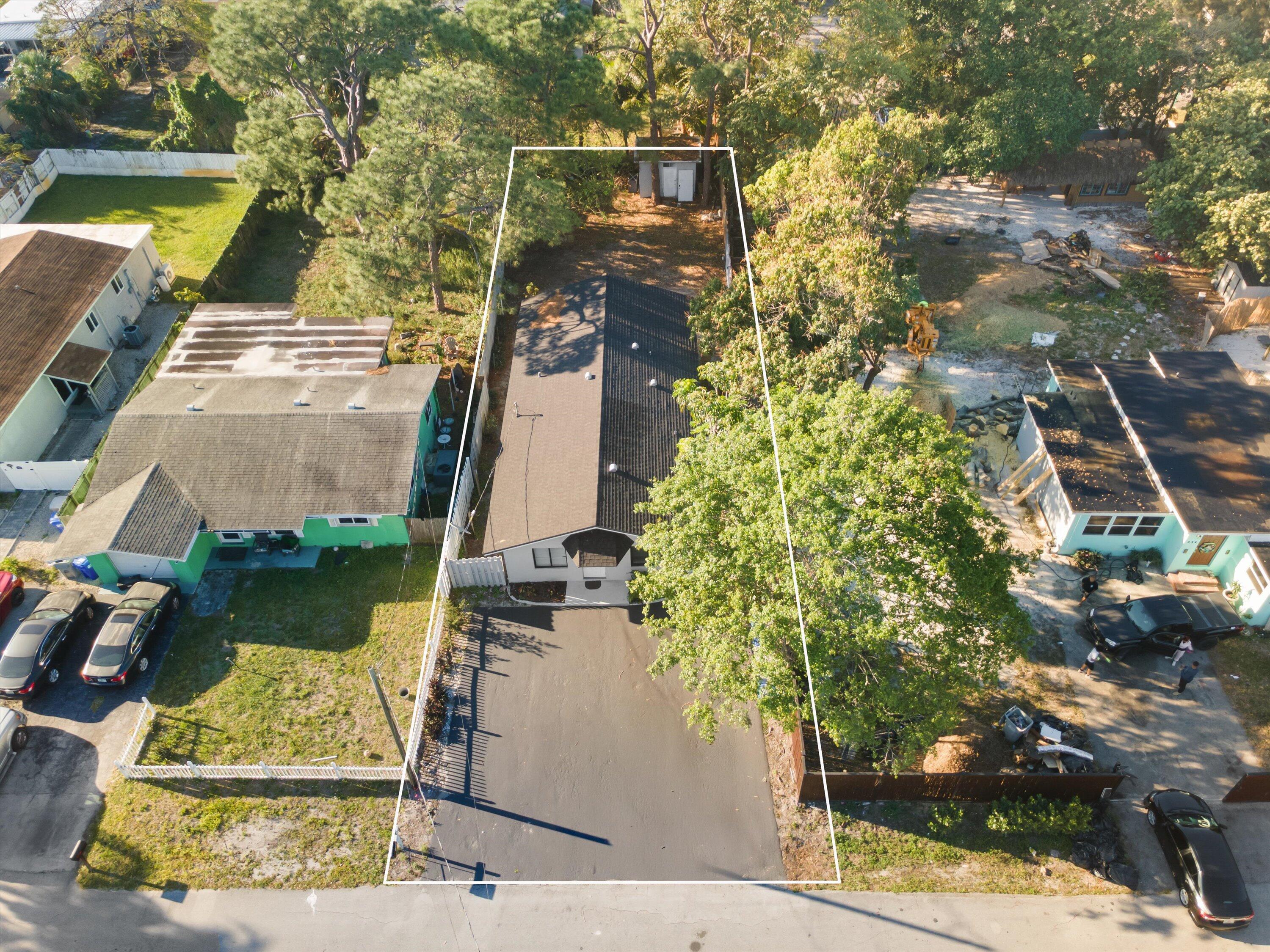 836 Southwest 13th Court Pompano Beach, FL 33060 - Photo 26 of 37 Aerial View